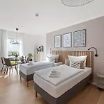 Daire Kitchenroombed - City-lage I Nahe Hbf I Aufzug I Tiefgarage I Terrasse I Business - Travel - Family Halle (Saale)