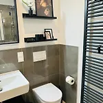 Daire Kitchenroombed - City-lage I Nahe Hbf I Aufzug I Tiefgarage I Terrasse I Business - Travel - Family *
