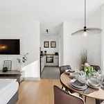 Daire Kitchenroombed - City-lage I Nahe Hbf I Aufzug I Tiefgarage I Terrasse I Business - Travel - Family