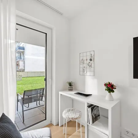 Zentrales Design Zwischen Hauptbahnhof Und Innenstadt I 2 Sz I Tiefgarage I Aufzug I Business - Kultur - Family By Kitchenroombed Halle (Saale)