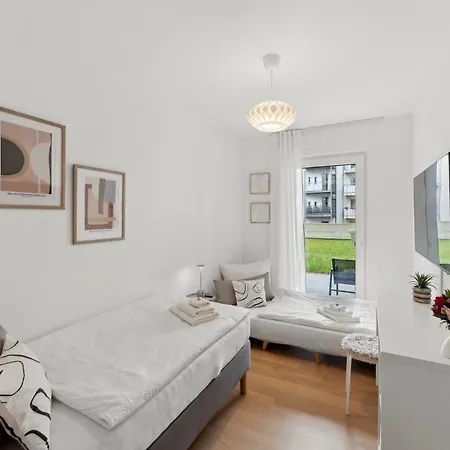 Zentrales Design Zwischen Hauptbahnhof Und Innenstadt I 2 Sz I Tiefgarage I Aufzug I Business - Kultur - Family By Kitchenroombed * Halle (Saale)