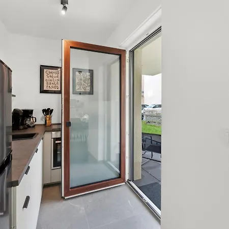 Appartement Zentrales Design Zwischen Hauptbahnhof Und Innenstadt I 2 Sz I Tiefgarage I Aufzug I Business - Kultur - Family By Kitchenroombed *