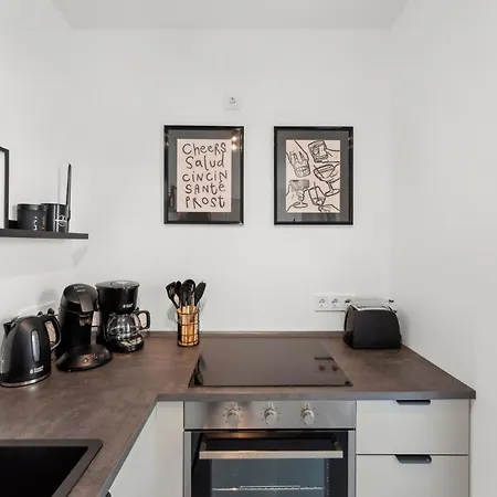 Zentrales Design Zwischen Hauptbahnhof Und Innenstadt I 2 Sz I Tiefgarage I Aufzug I Business - Kultur - Family By Kitchenroombed