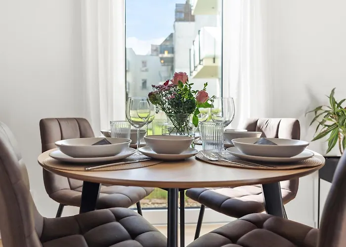 Kitchenroombed - City-lage I Nahe Hbf I Aufzug I Tiefgarage I Terrasse I Business - Travel - Family * Halle (Saale)