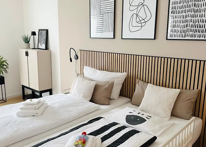 Kitchenroombed - City-lage I Nahe Hbf I Aufzug I Tiefgarage I Terrasse I Business - Travel - Family *